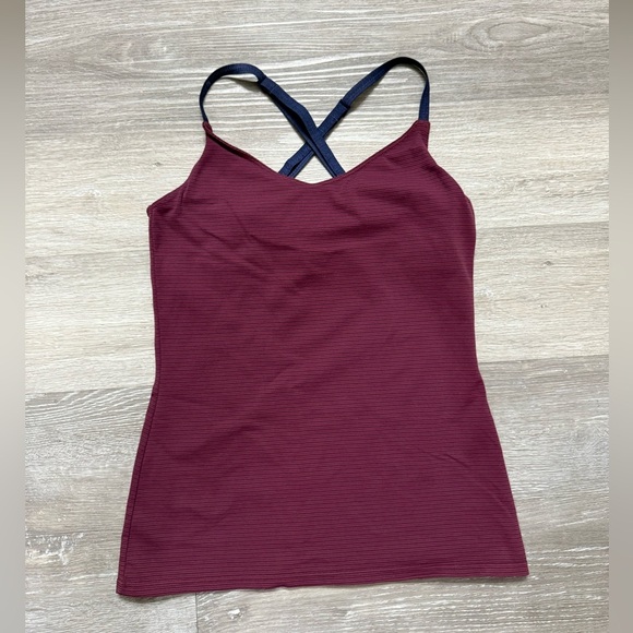 Outdoor Voices Women's Small Racerback Move Free Tank Top size M - Picture 1 of 4